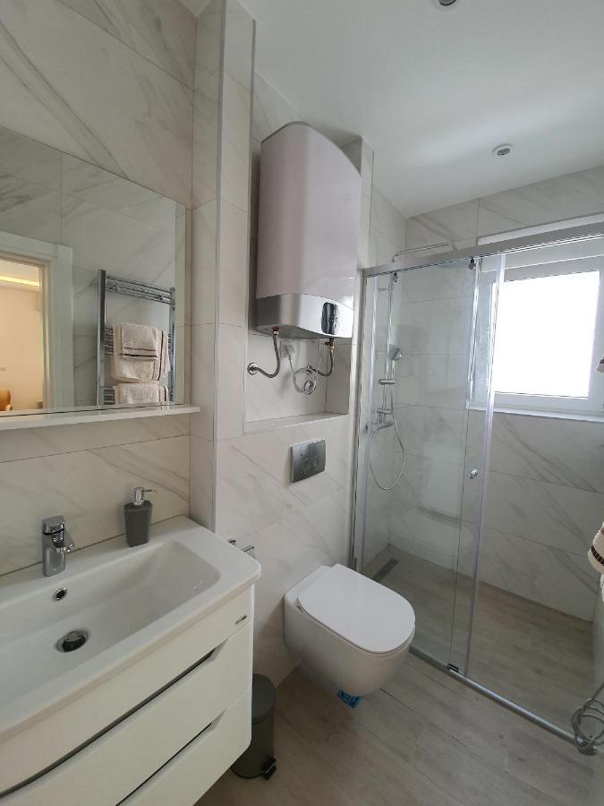 Viola Lux Apartments Котор Екстер'єр фото
